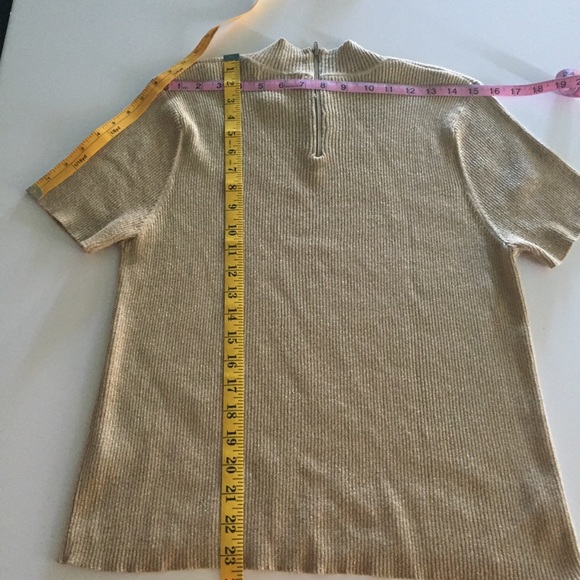 VINTAGE Y2K Gold Short Sleeve Mock Turtleneck with Retro Styling Size Large - Picture 6 of 8